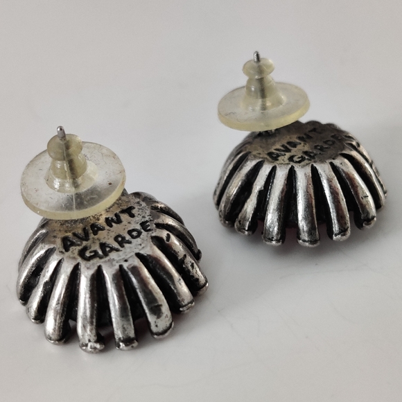 Designer Red Rivoli Glass Earrings Signed Avant Garde - Picture 6 of 16